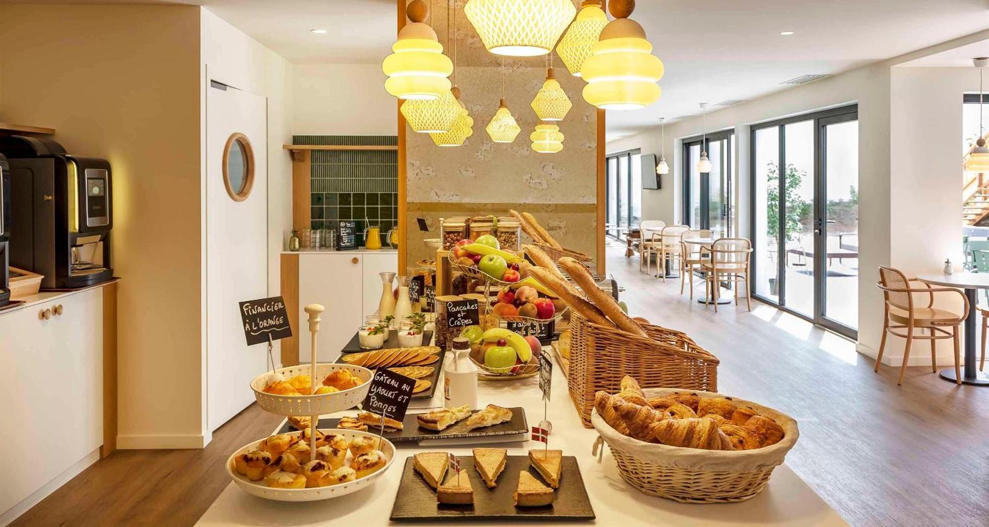 Hotel Kemaris Biarritz Bagian luar foto