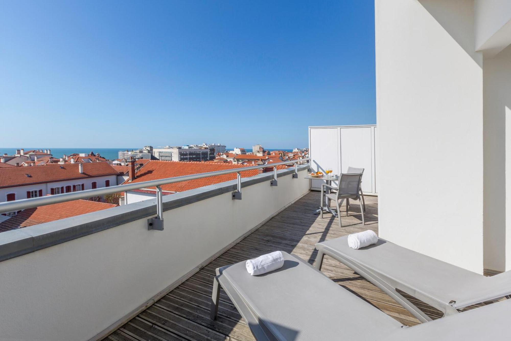 Hotel Kemaris Biarritz Bagian luar foto